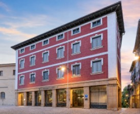 HOTEL PAMPLONA CATEDRAL 4*